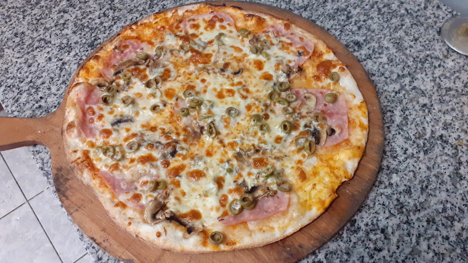 Spinaci pizza (1,7)